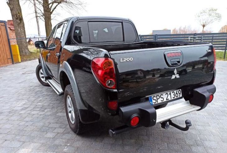Продам Mitsubishi L 200 2008 года в Киеве