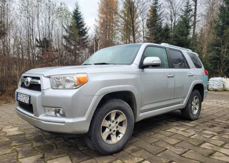 Продам Toyota 4Runner 2011 года в Запорожье