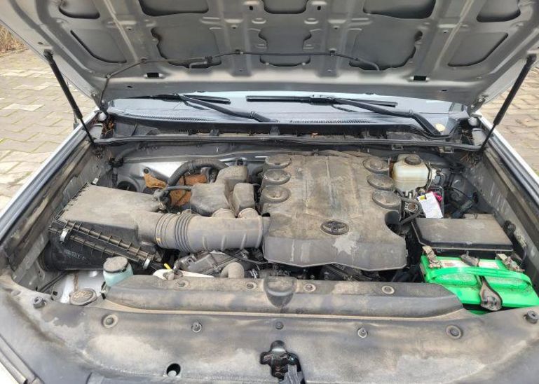 Продам Toyota 4Runner 2011 года в Запорожье