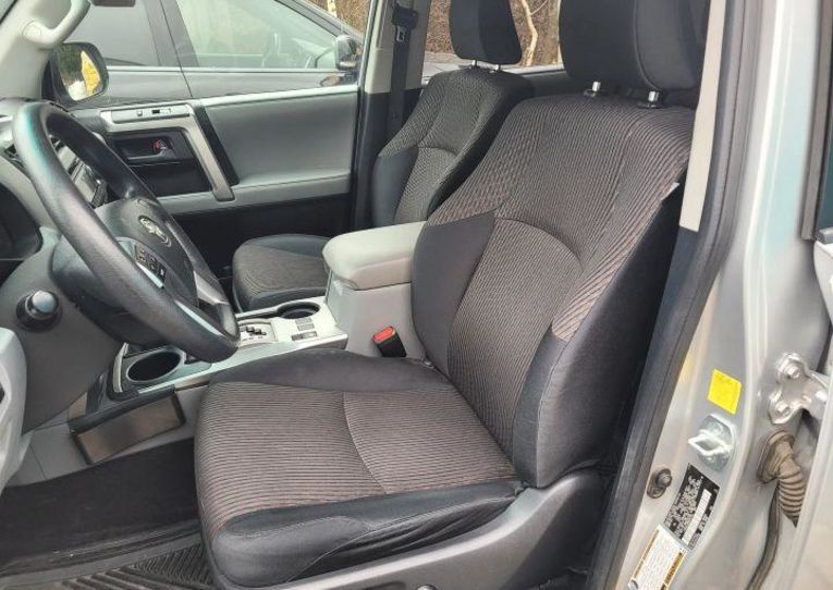 Продам Toyota 4Runner 2011 года в Запорожье