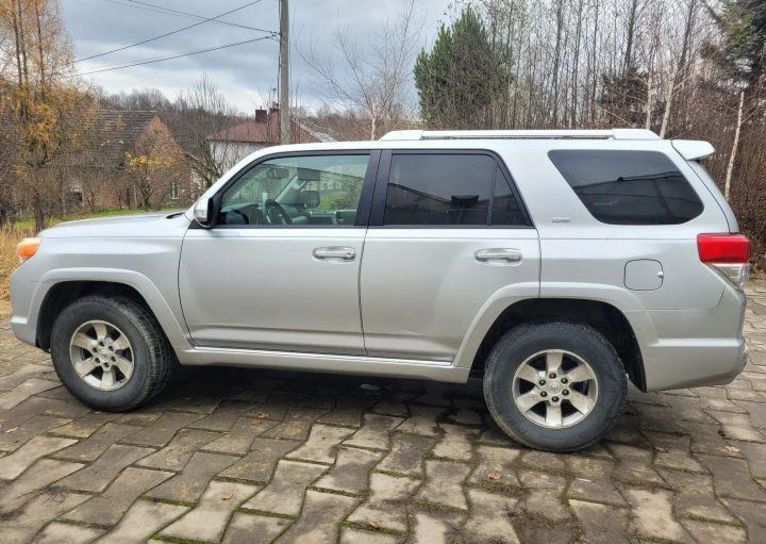 Продам Toyota 4Runner 2011 года в Запорожье