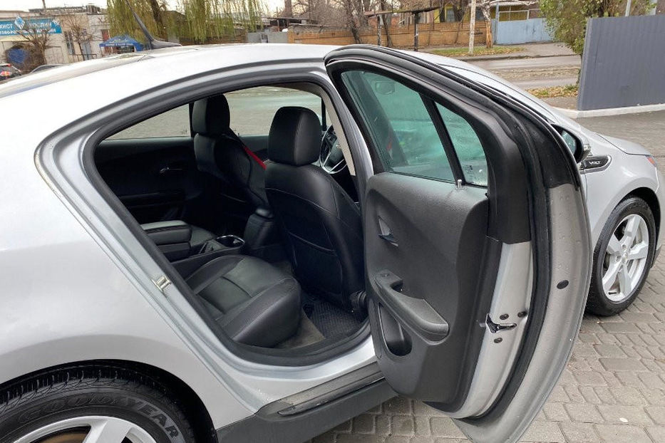 Продам Chevrolet Volt 2014 года в Днепре