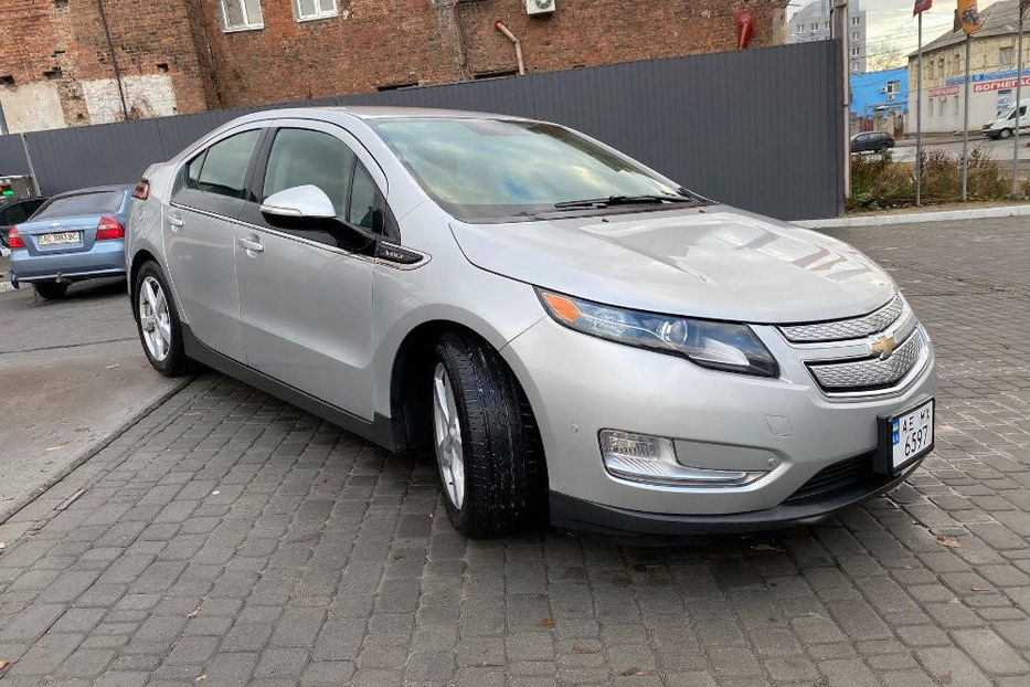 Продам Chevrolet Volt 2014 года в Днепре