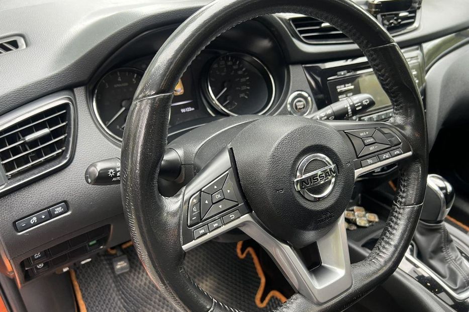 Продам Nissan Qashqai 2017 года в Черновцах