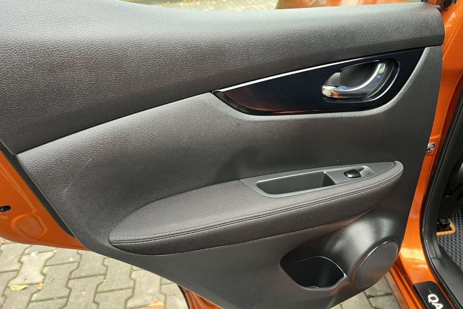 Продам Nissan Qashqai 2017 года в Черновцах