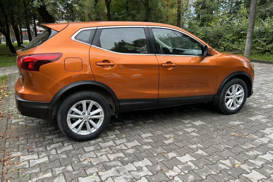 Продам Nissan Qashqai 2017 года в Черновцах