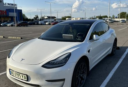 Продам Tesla Model 3 SR+ 2019 года в Днепре