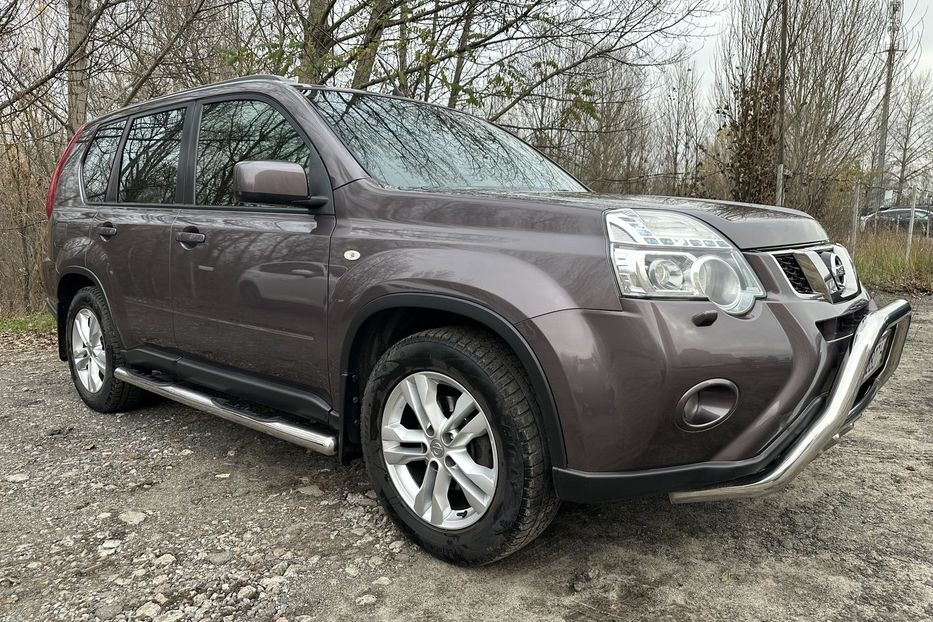 Продам Nissan X-Trail 4WD 2.5  2012 года в Киеве