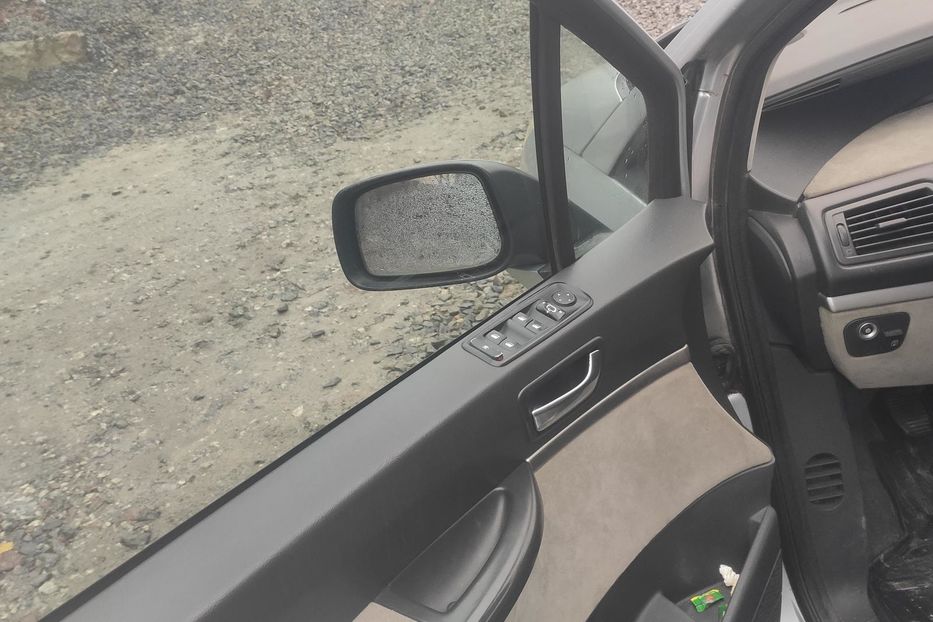 Продам Peugeot 807 2004 года в г. Вишневое, Киевская область