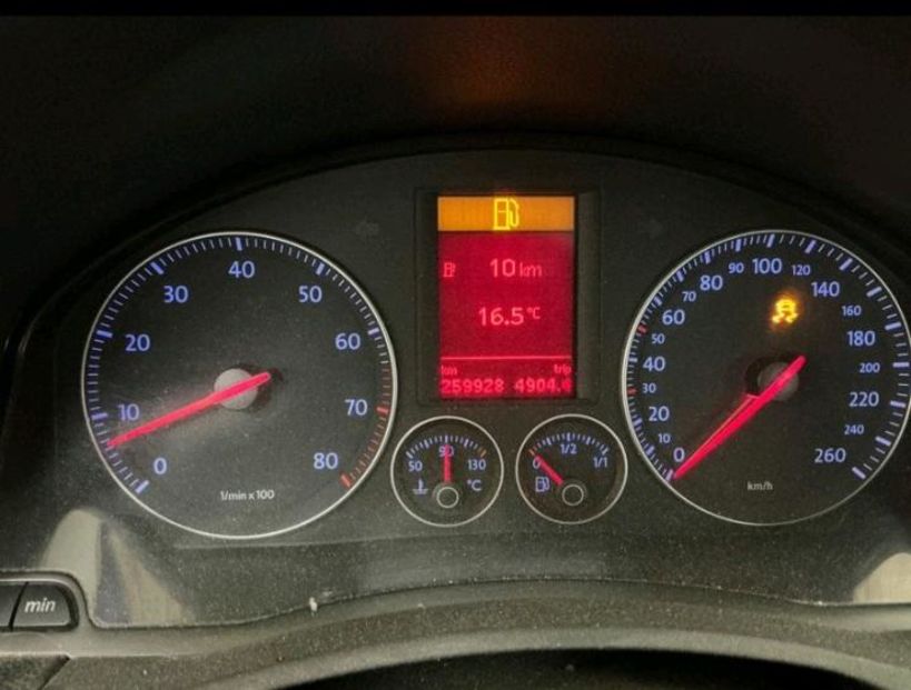 Продам Volkswagen Golf V 1.6 mpi 2006 р в 2006 года в Львове