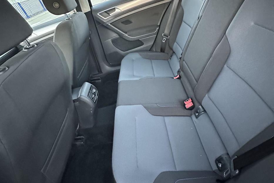 Продам Volkswagen e-Golf 2015 года в Тернополе