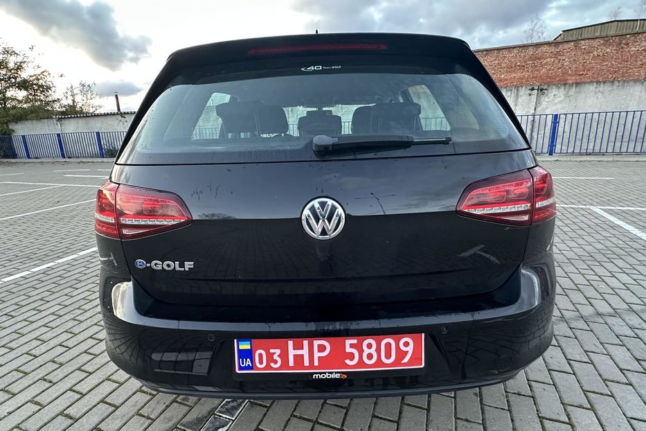 Продам Volkswagen e-Golf 2015 года в Тернополе