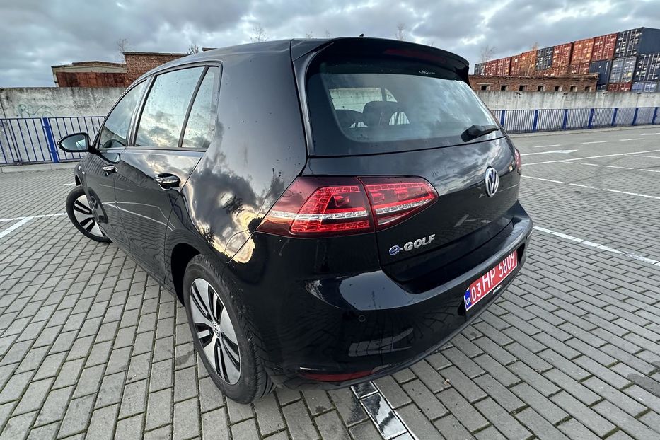 Продам Volkswagen e-Golf 2015 года в Тернополе