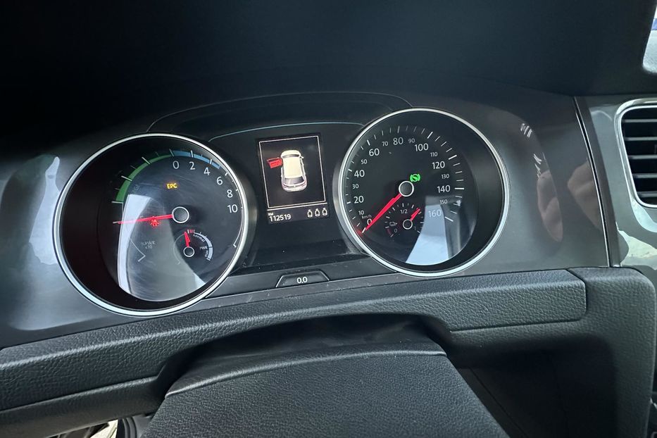 Продам Volkswagen e-Golf 2015 года в Тернополе