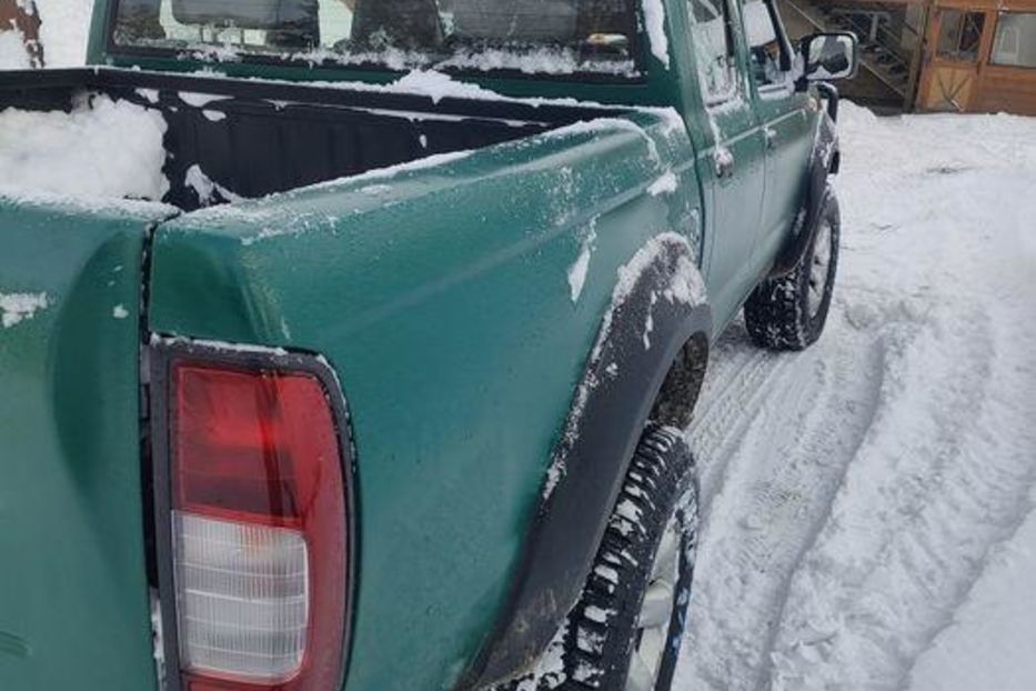 Продам Nissan Navara 2004 года в Харькове