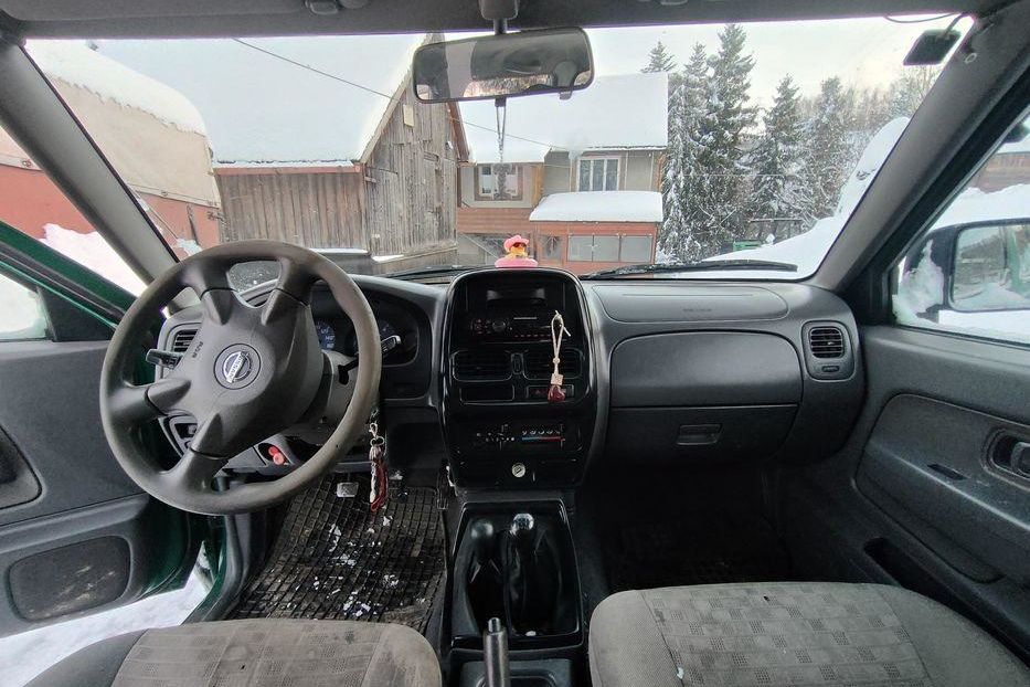 Продам Nissan Navara 2004 года в Харькове