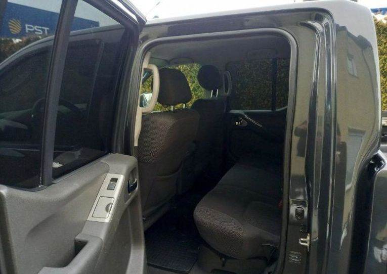 Продам Nissan Navara 2005 года в Днепре