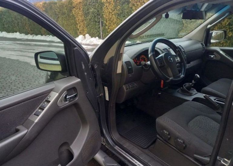 Продам Nissan Navara 2005 года в Днепре