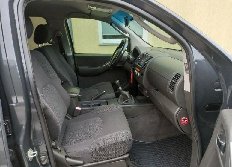 Продам Nissan Navara 2005 года в Днепре