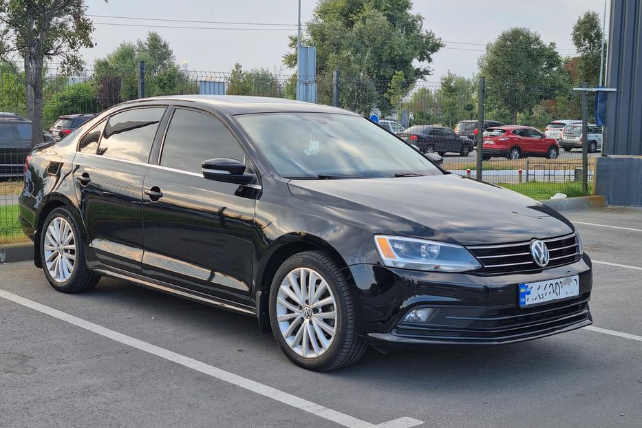 Продам Volkswagen Jetta 2015 года в Киеве
