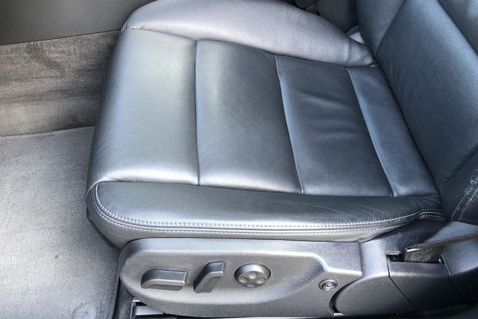 Продам Audi A6 Allroad C6/4F (FL) • 3.0 ТDІ Tiptronic 2011 года в Житомире