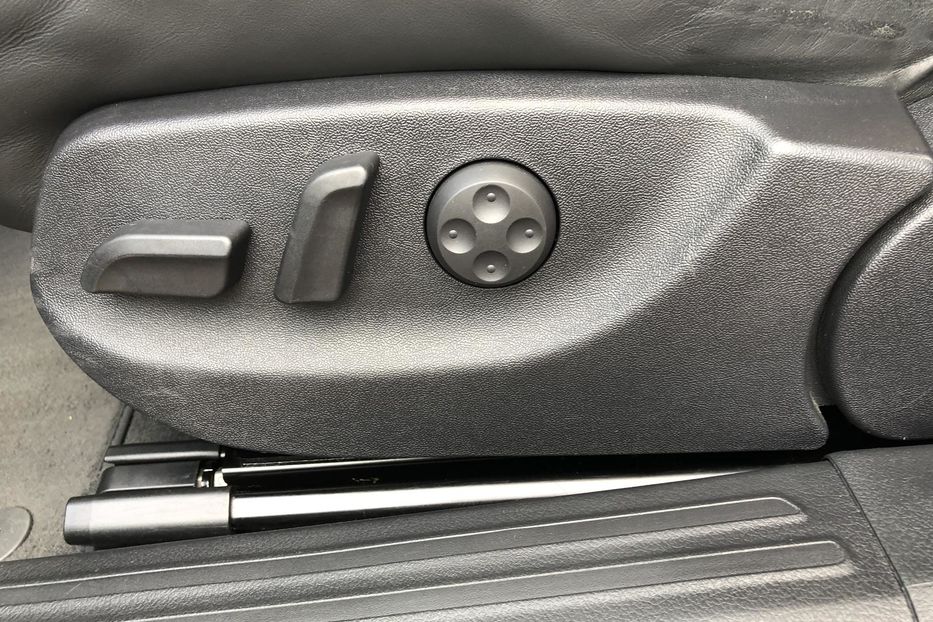 Продам Audi A6 C6/4F (FL) • 3.0 TDI Tiptronic 2010 года в Житомире