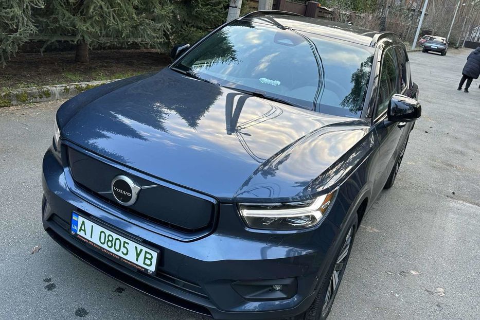 Продам Volvo S40 XC40 Recharge Pure Electric  2021 года в Киеве