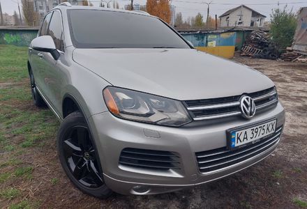 Продам Volkswagen Touareg Гибрид 2011 года в Киеве