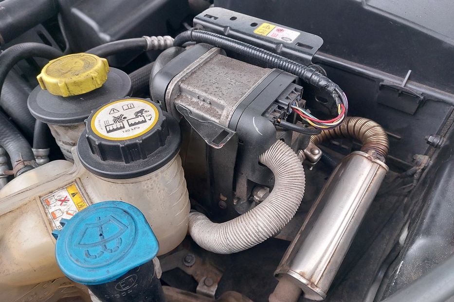 Продам Land Rover Range Rover Sport Дизель 2011 года в Киеве