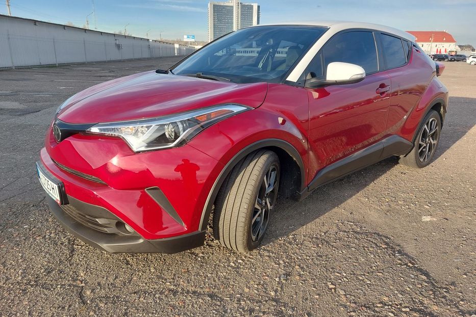 Продам Toyota C-HR Автомат 2018 года в Киеве