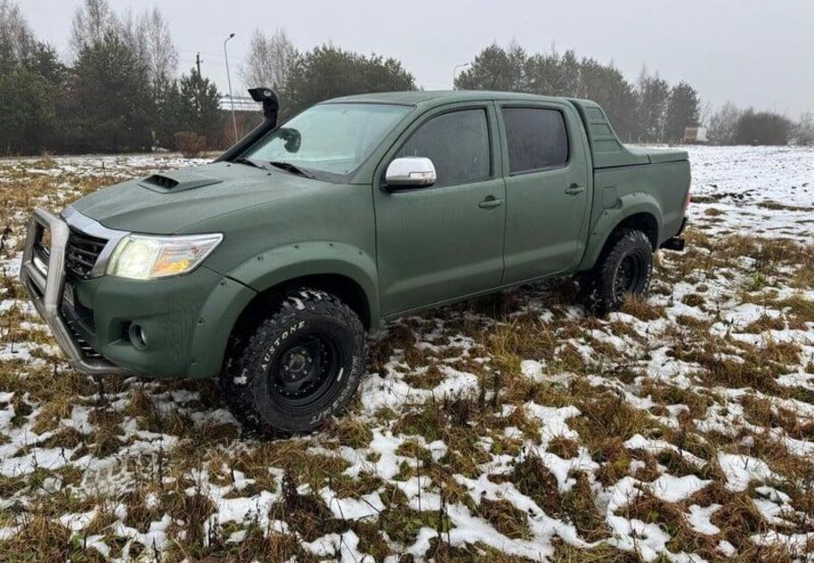 Продам Toyota Hilux 2011 года в г. Павлоград, Днепропетровская область