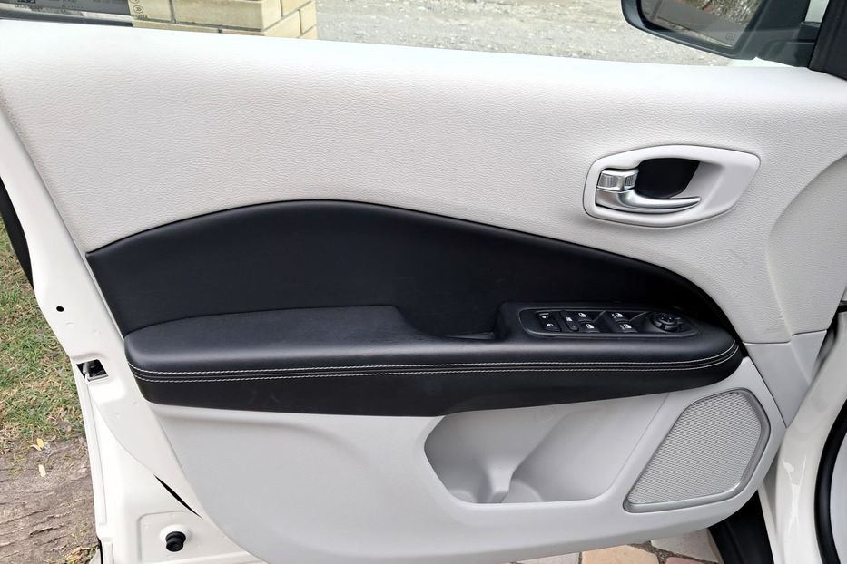 Продам Volkswagen Tiguan 2,4 І 2018 года в Черкассах