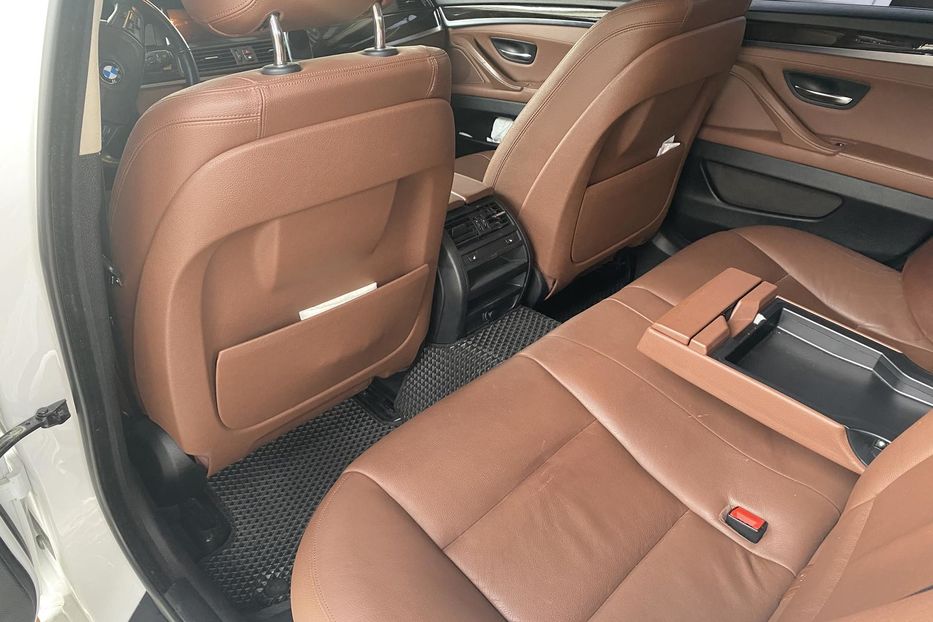 Продам BMW 525 2013 года в Днепре