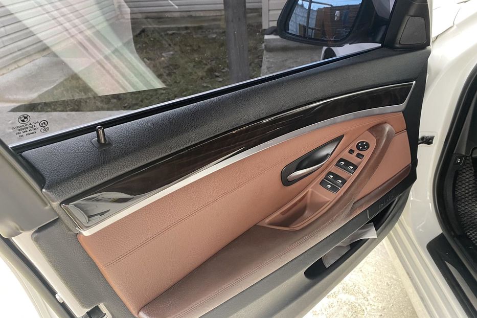 Продам BMW 525 2013 года в Днепре