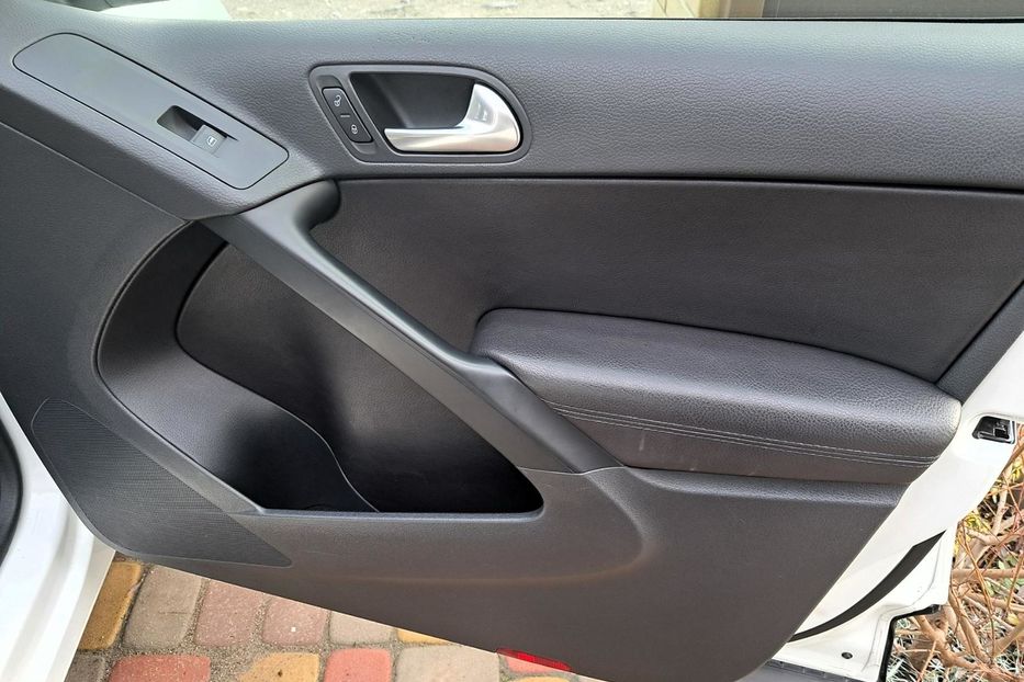 Продам Volkswagen Tiguan 2,0 ТСІ 2015 года в Черкассах