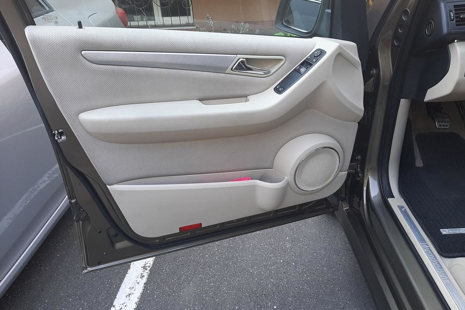 Продам Mercedes-Benz B 200 2009 года в Киеве