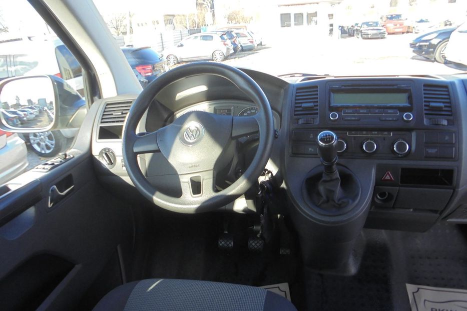 Продам Volkswagen T5 (Transporter) груз Продам Volkswagen T5 2009 года в Львове