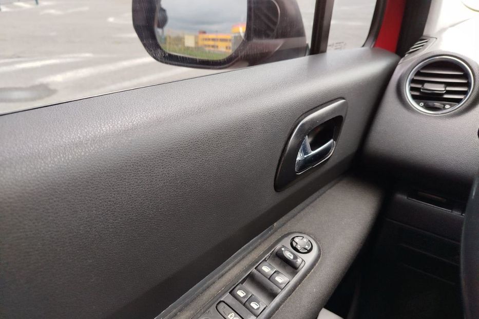 Продам Peugeot 5008 2009 года в Черновцах