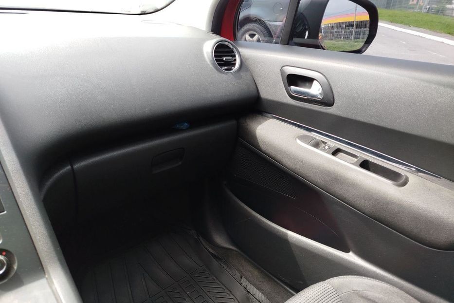 Продам Peugeot 5008 2009 года в Черновцах