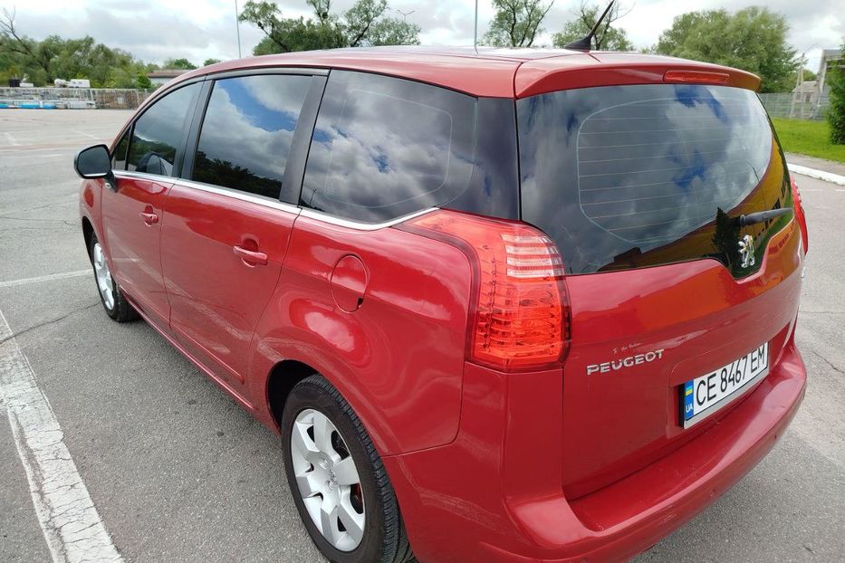 Продам Peugeot 5008 2009 года в Черновцах