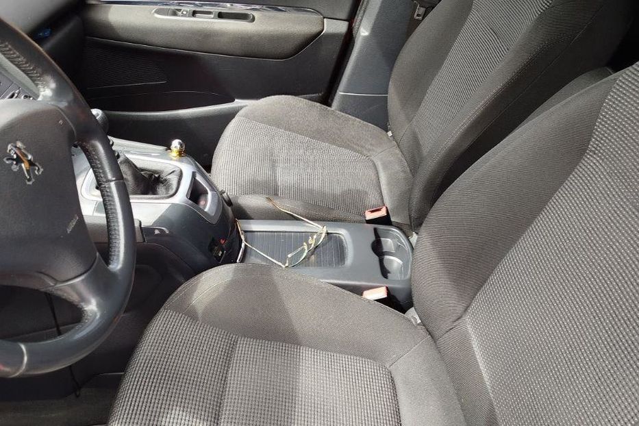 Продам Peugeot 5008 2009 года в Черновцах