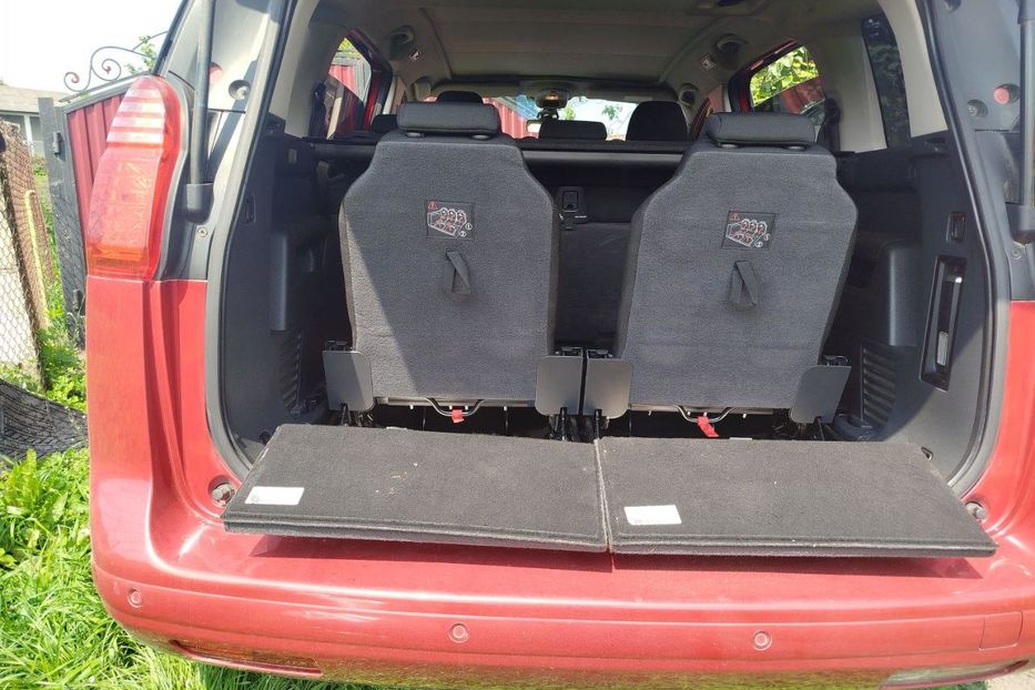 Продам Peugeot 5008 2009 года в Черновцах