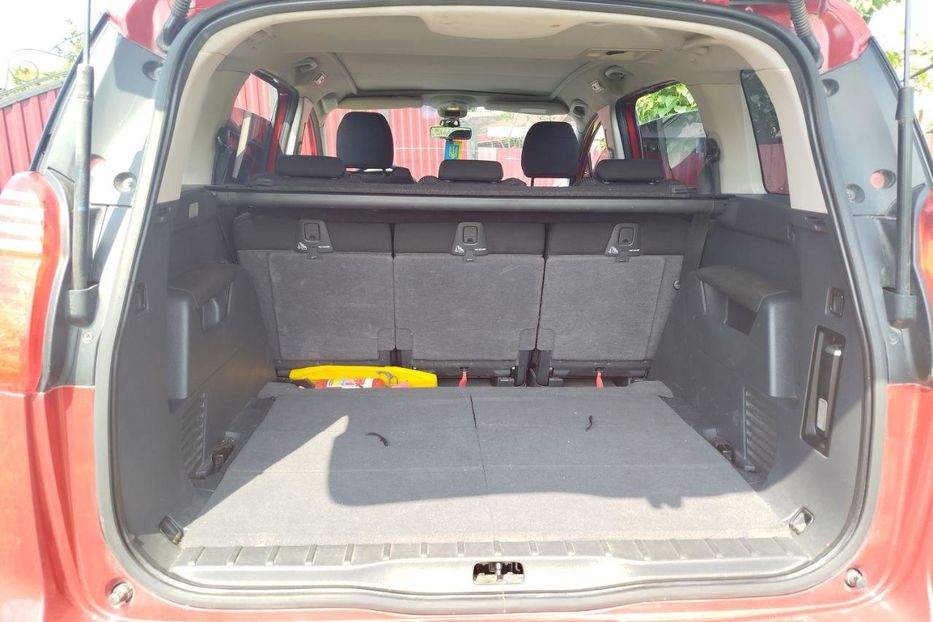 Продам Peugeot 5008 2009 года в Черновцах