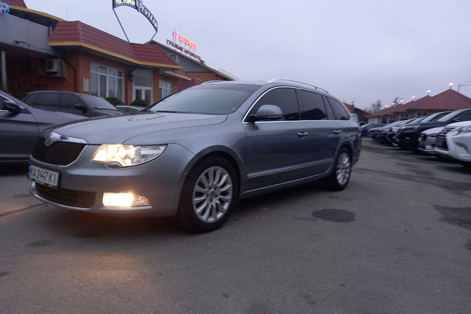 Продам Skoda Superb Base 2012 года в Киеве