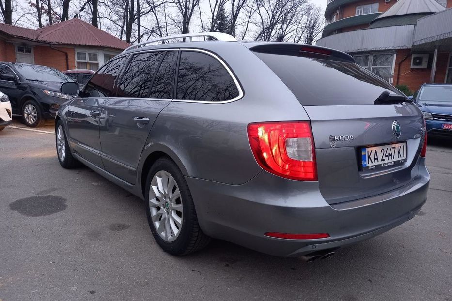 Продам Skoda Superb Base 2012 года в Киеве