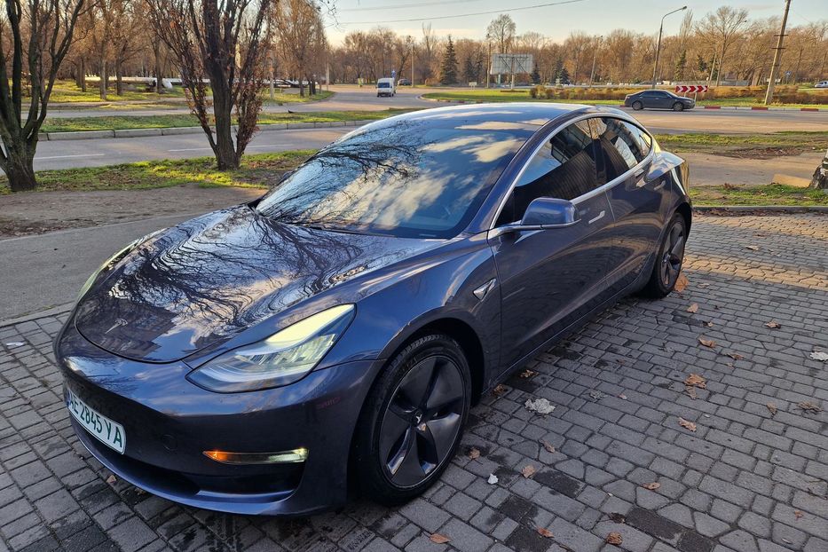 Продам Tesla Model 3 Dual motor long range 75 kW 2020 года в Запорожье