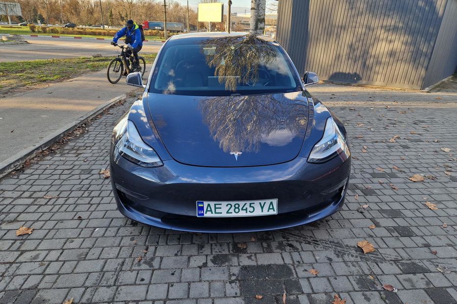 Продам Tesla Model 3 Dual motor long range 75 kW 2020 года в Запорожье