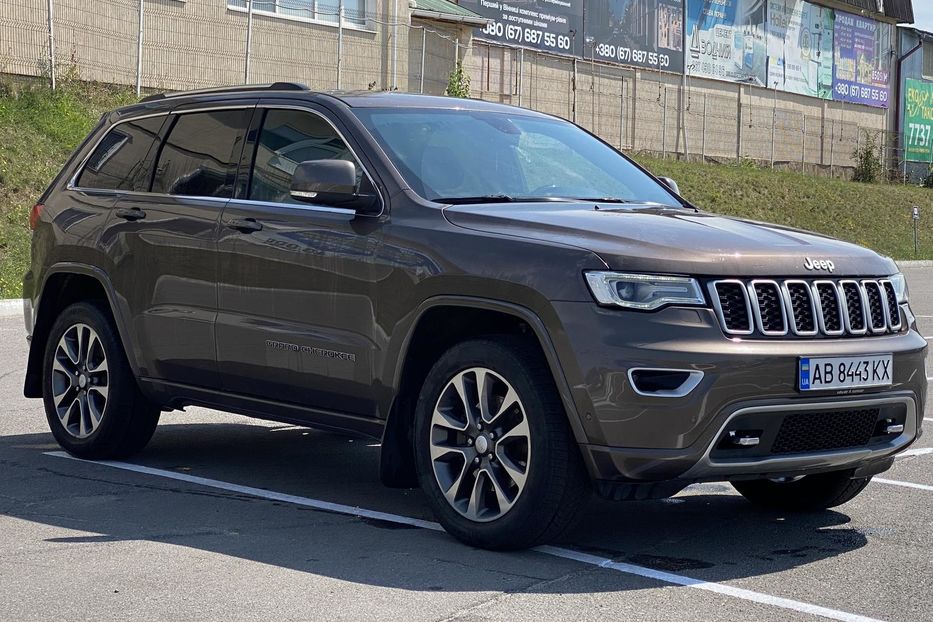 Продам Jeep Grand Cherokee overland 2017 года в Виннице