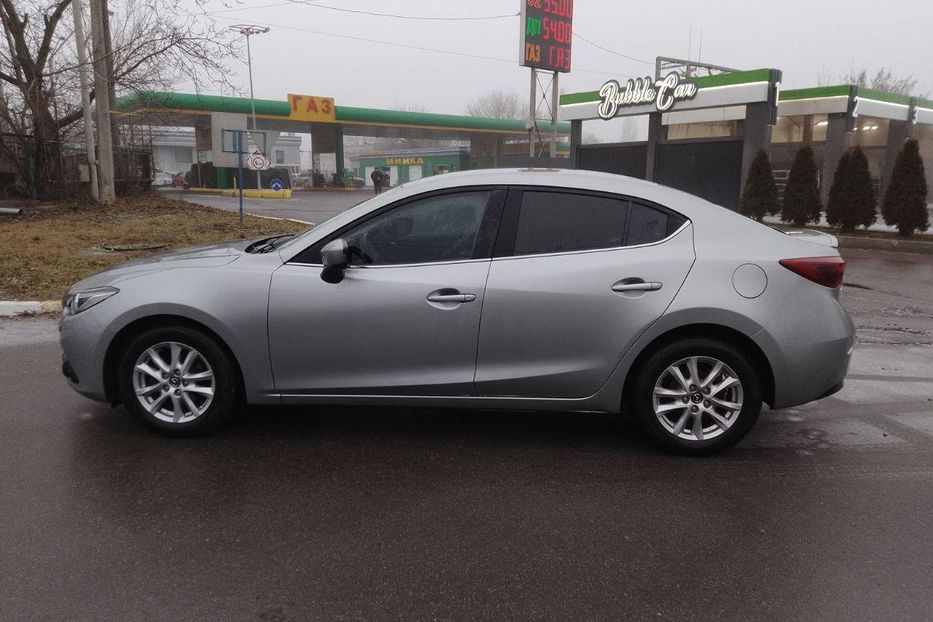 Продам Mazda 3 2016 года в Харькове