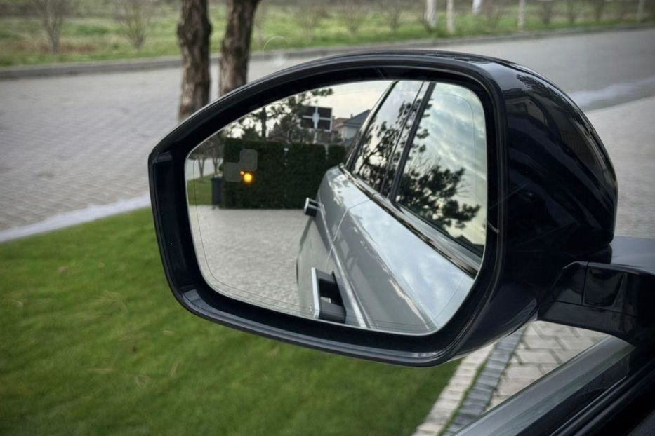 Продам Land Rover Velar 2024 года в Одессе